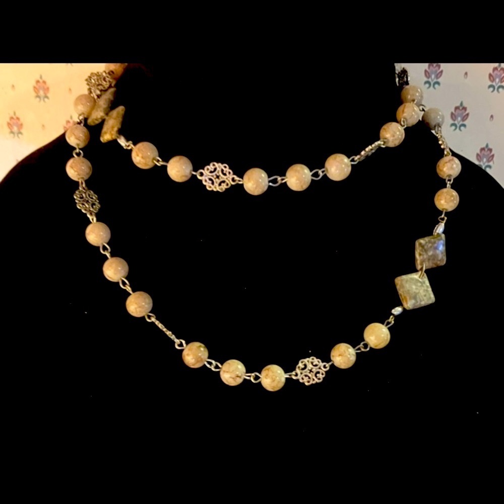 Elegant Silver and Cream Genuine Pearl Necklace New in Box